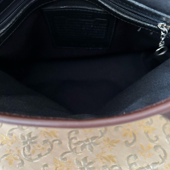 RARE! Vintage Coach Chocolate Crossbody - Picture 9 of 11